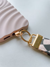 將圖片載入圖庫檢視器 Phone Wrist Strap - wavy checkerboard