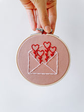 將圖片載入圖庫檢視器 Love Notes Hoop Kit