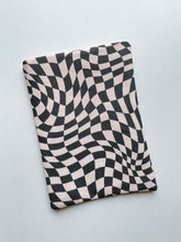 Load image into Gallery viewer, Kindle sleeve - wavy checkerboard

